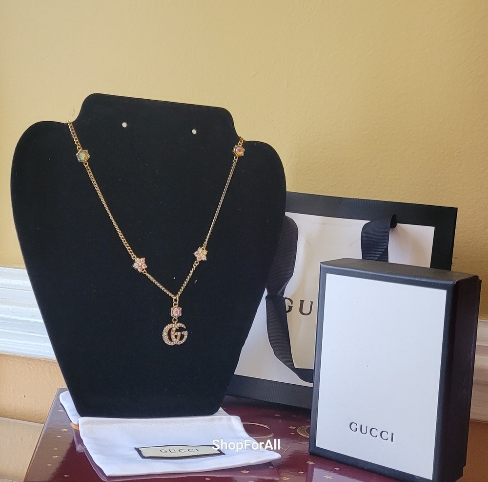 Gucci Gold Necklace with Crystal Details - Picture 4 of 12